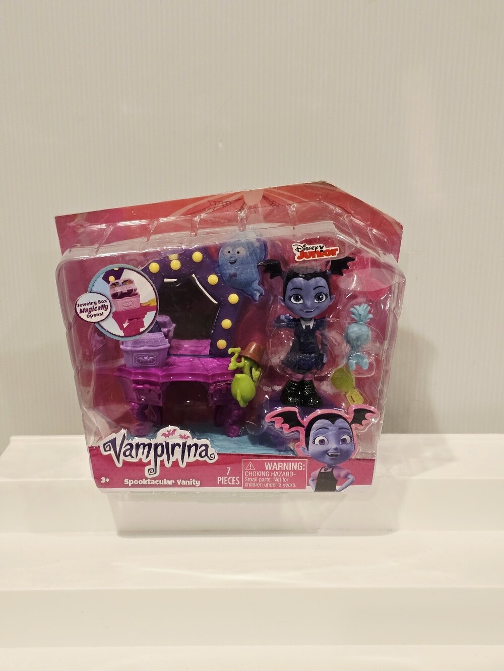 Disney Junior Vampirina Spooktacular Vanity 7 Piece Set New